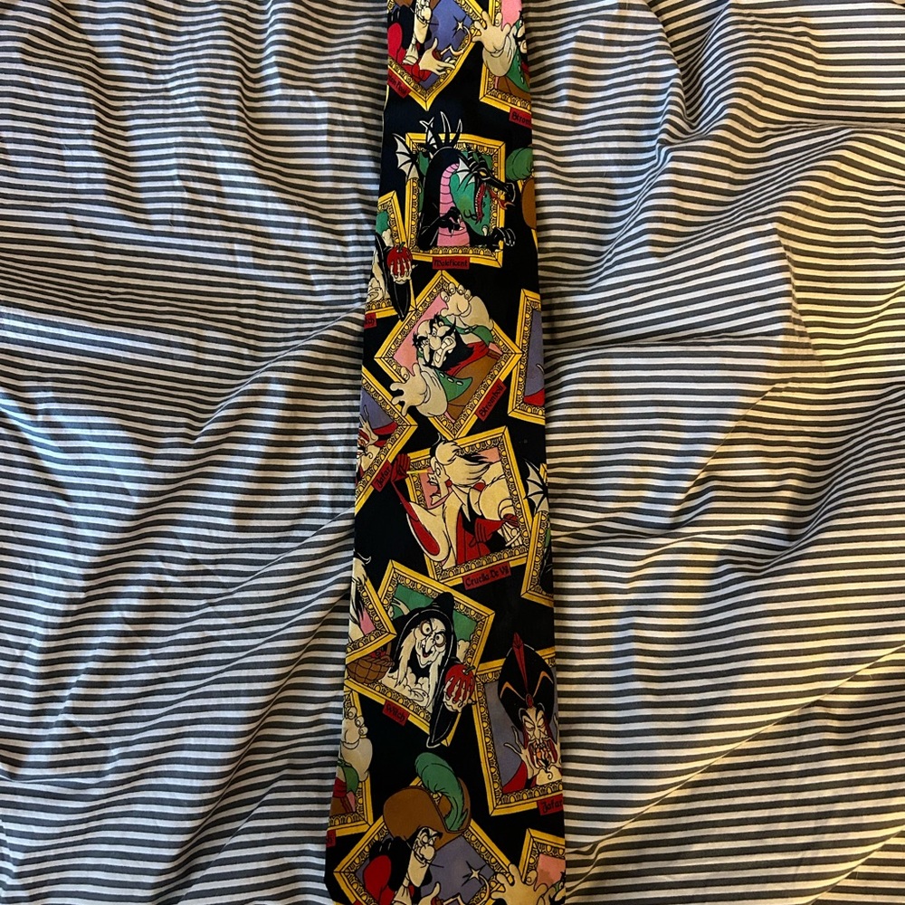 Vintage 1990s Classic Disney Villains Silk Tie